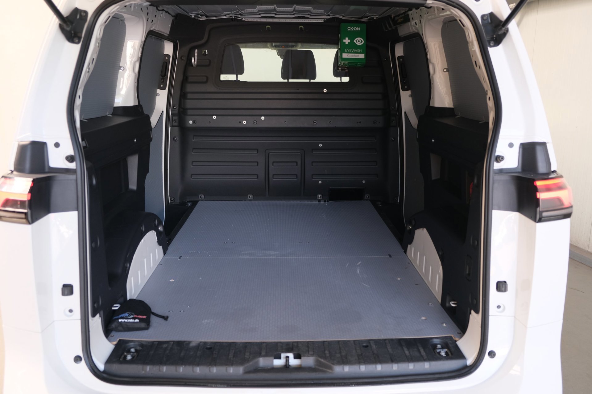 Volkswagen ID. Buzz Cargo 77 kWh SOH 94% (2023), foto 12