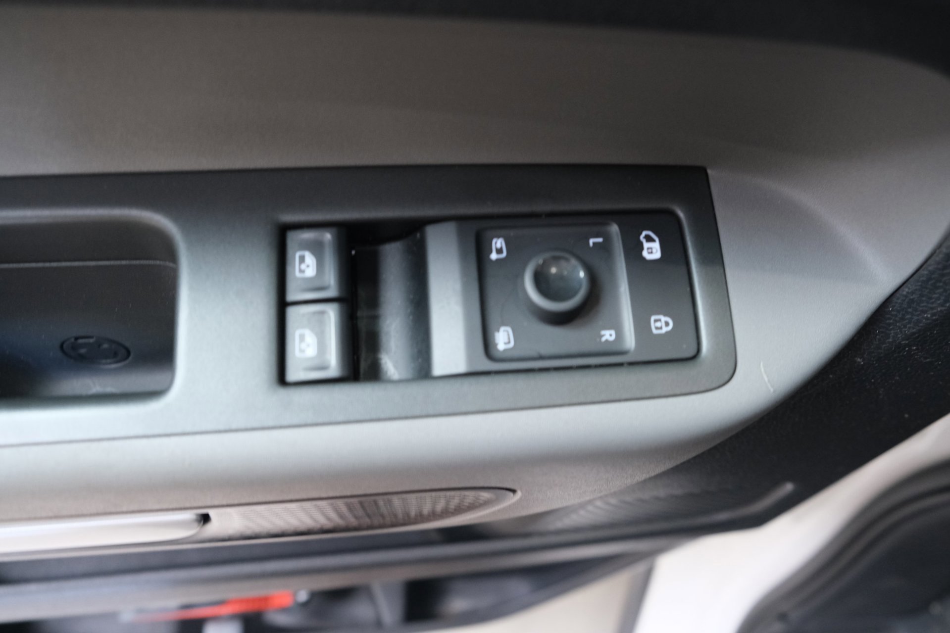 Volkswagen ID. Buzz Cargo 77 kWh SOH 94% (2023), foto 16