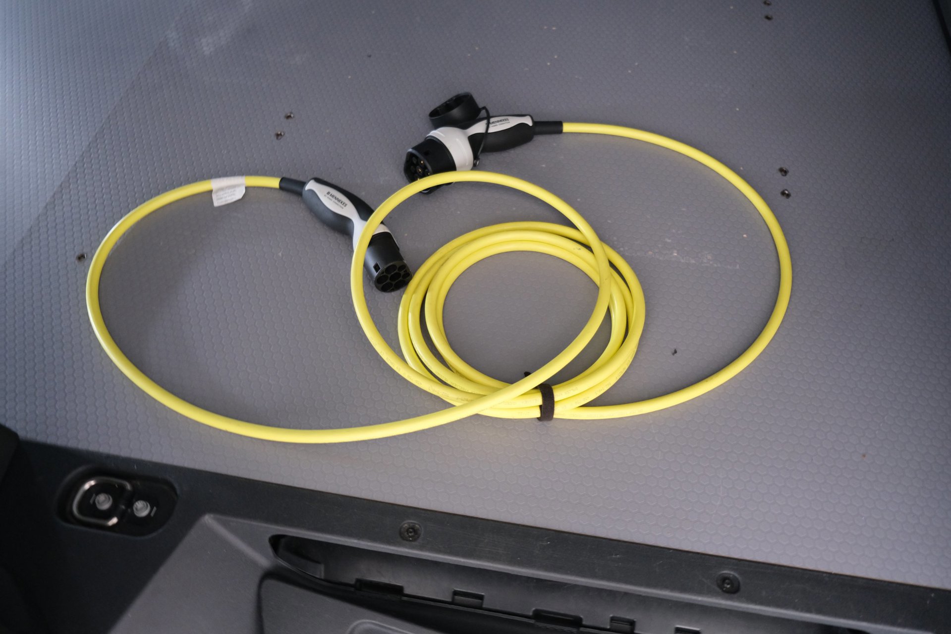 Volkswagen ID. Buzz Cargo 77 kWh SOH 94% (2023), foto 38