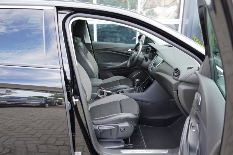 Opel Grandland X X 2019 (2019), foto 13