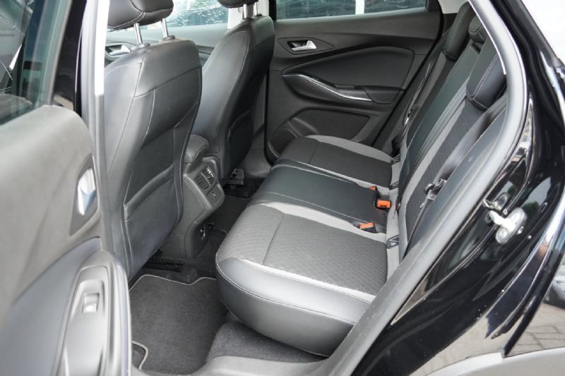 Opel Grandland X X 2019 (2019), foto 15