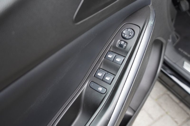 Opel Grandland X X 2019 (2019), foto 20
