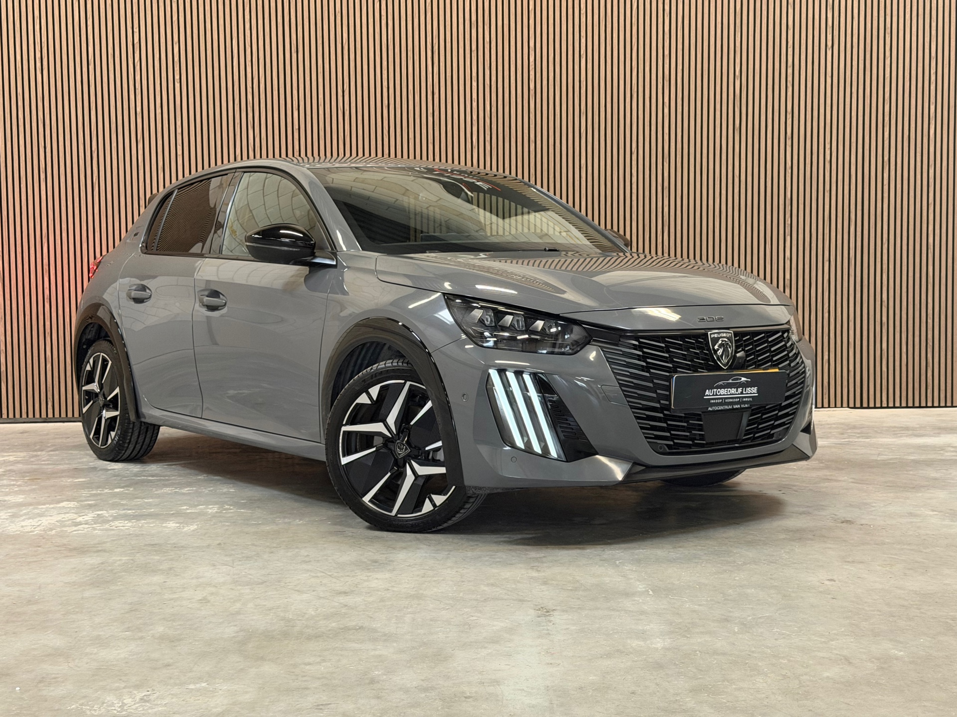 Peugeot 208 1.2 Hybrid 110 e-DCS6 GT (2025), foto 21