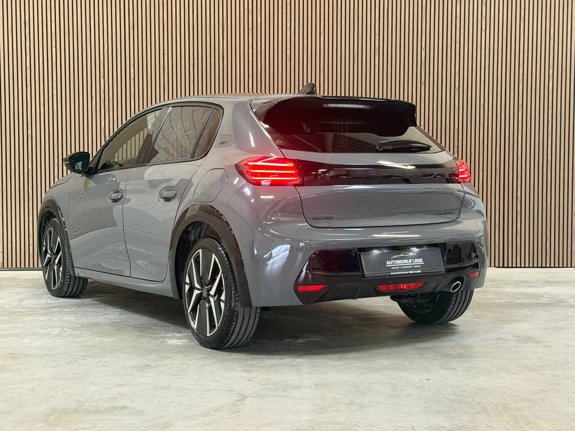 Peugeot 208 1.2 Hybrid 110 e-DCS6 GT (2025), foto 7