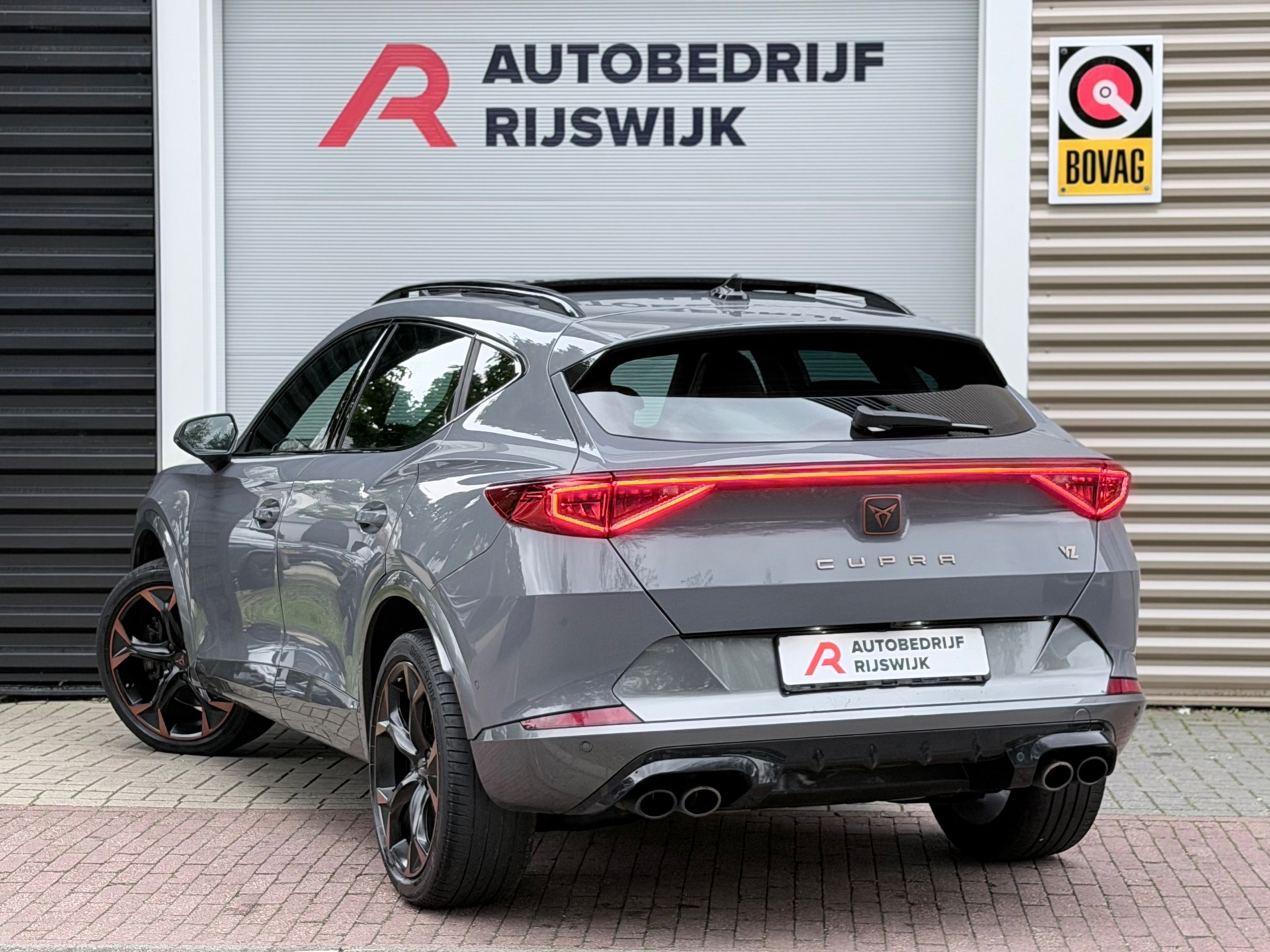 CUPRA Formentor 2.0 TSI 4DRIVE (2022), foto 3