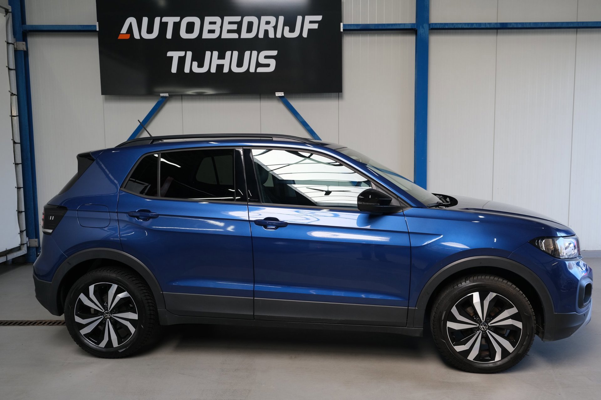 Volkswagen T-Cross 1.0 TSI Life (2022), foto 2
