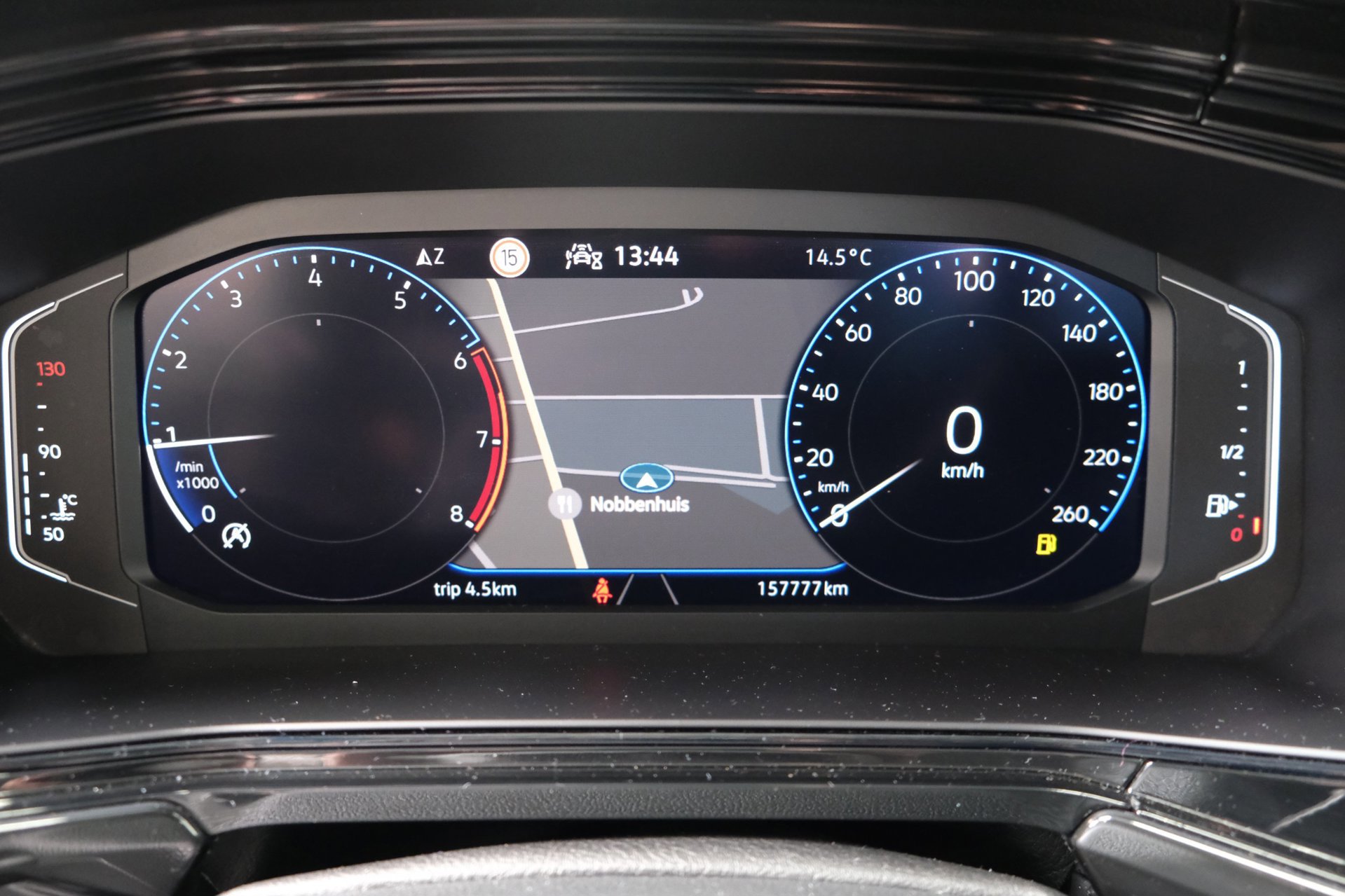 Volkswagen T-Cross 1.0 TSI Life (2022), foto 24