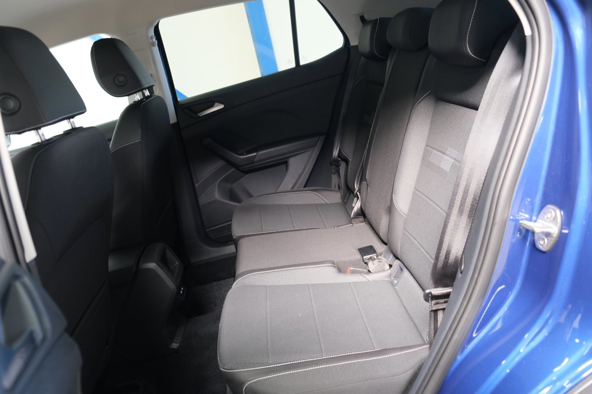 Volkswagen T-Cross 1.0 TSI Life (2022), foto 9