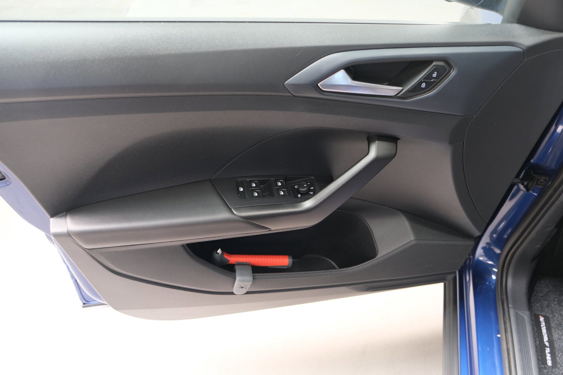 Volkswagen T-Cross 1.0 TSI Life (2022), foto 10