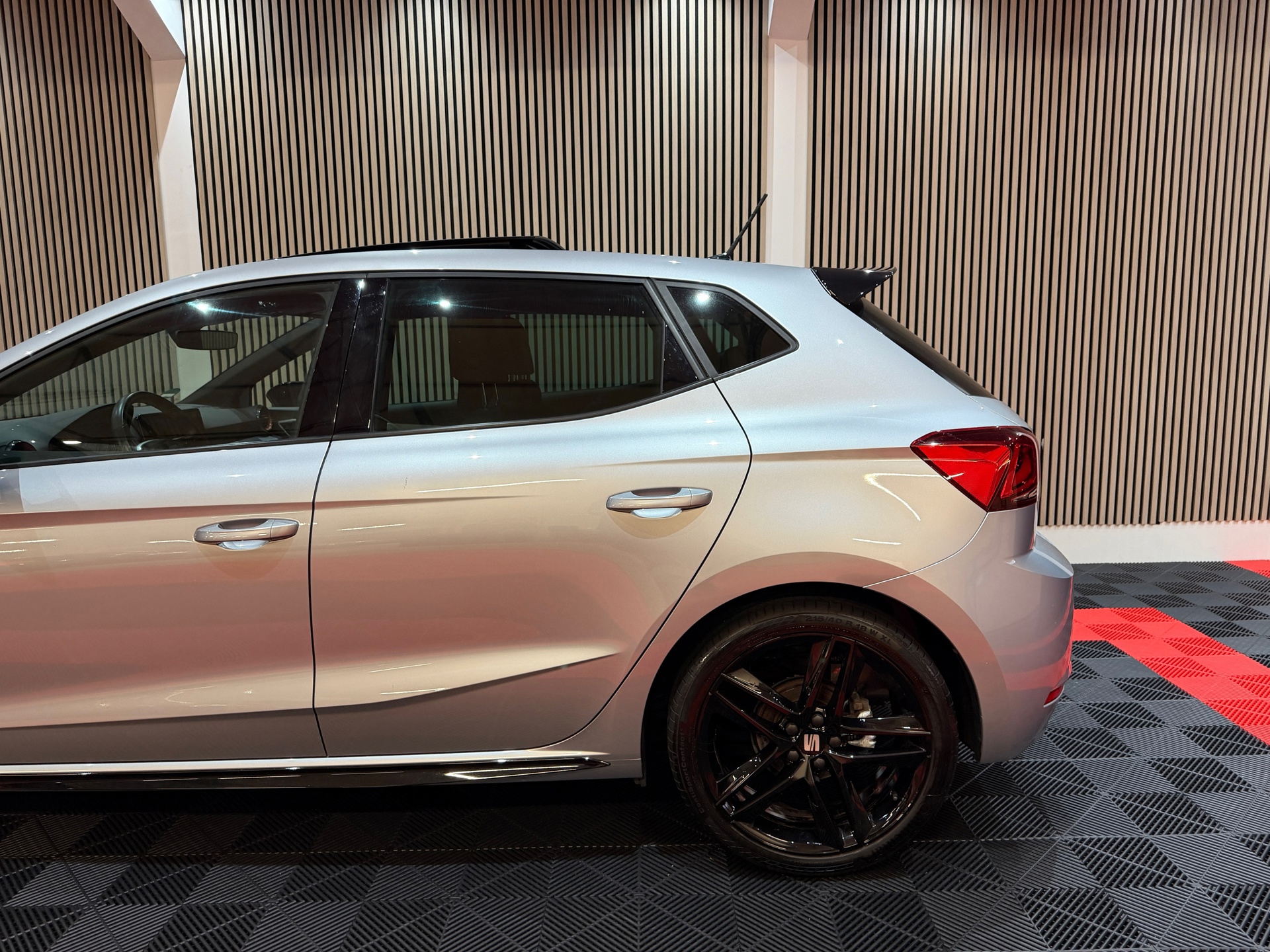 Seat Ibiza 1.5 TSI FR Business Black Line Face lift (2023), foto 13