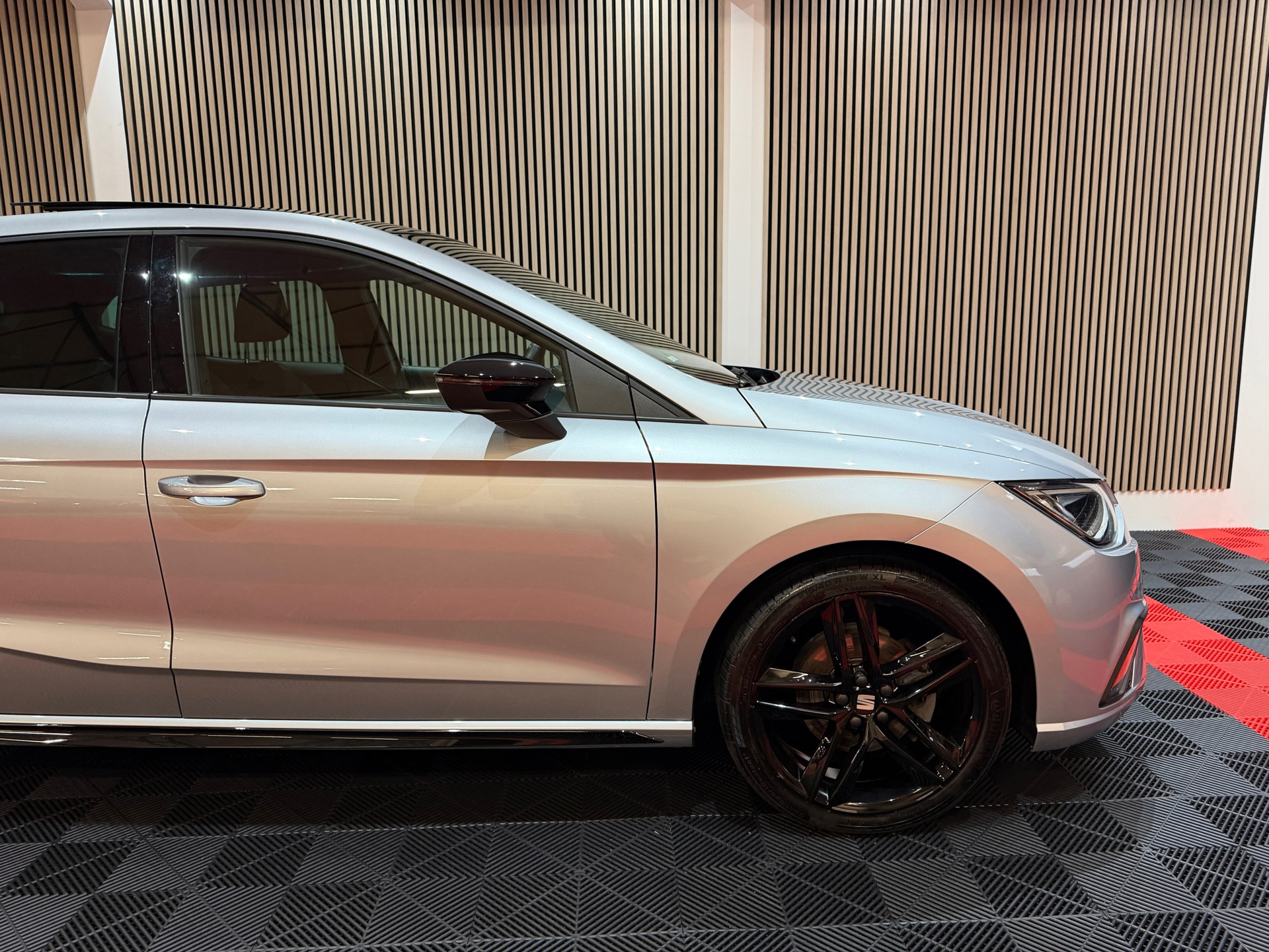 Seat Ibiza 1.5 TSI FR Business Black Line Face lift (2023), foto 3