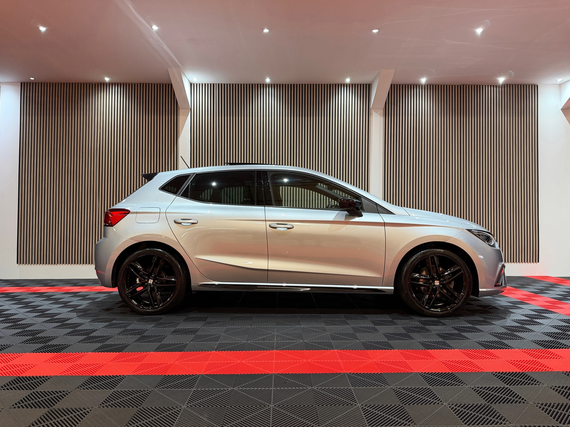 Seat Ibiza 1.5 TSI FR Business Black Line Face lift (2023), foto 8