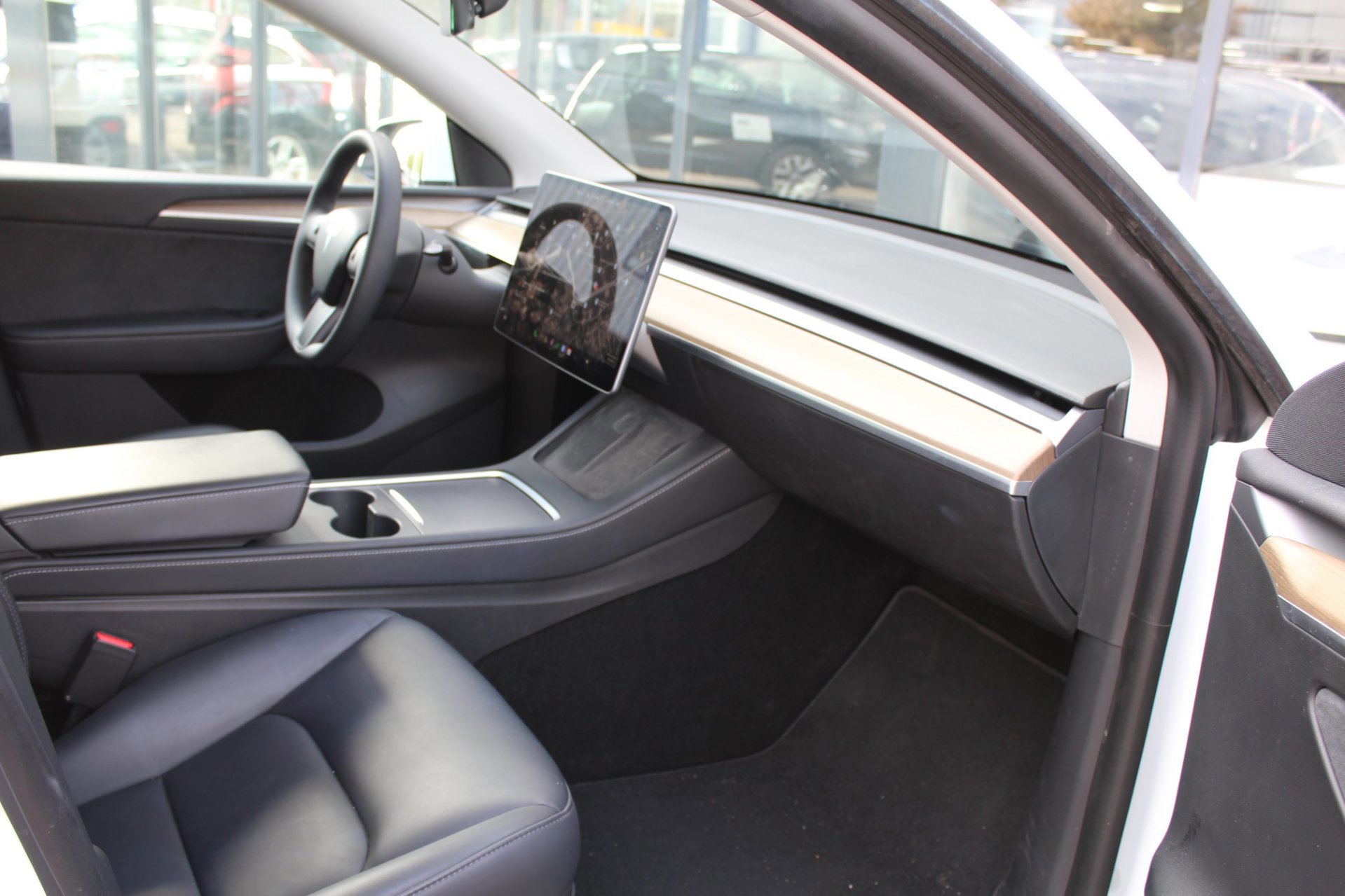Tesla Model Y Long Range AWD 75 kWh SOH 93 (2021), foto 14