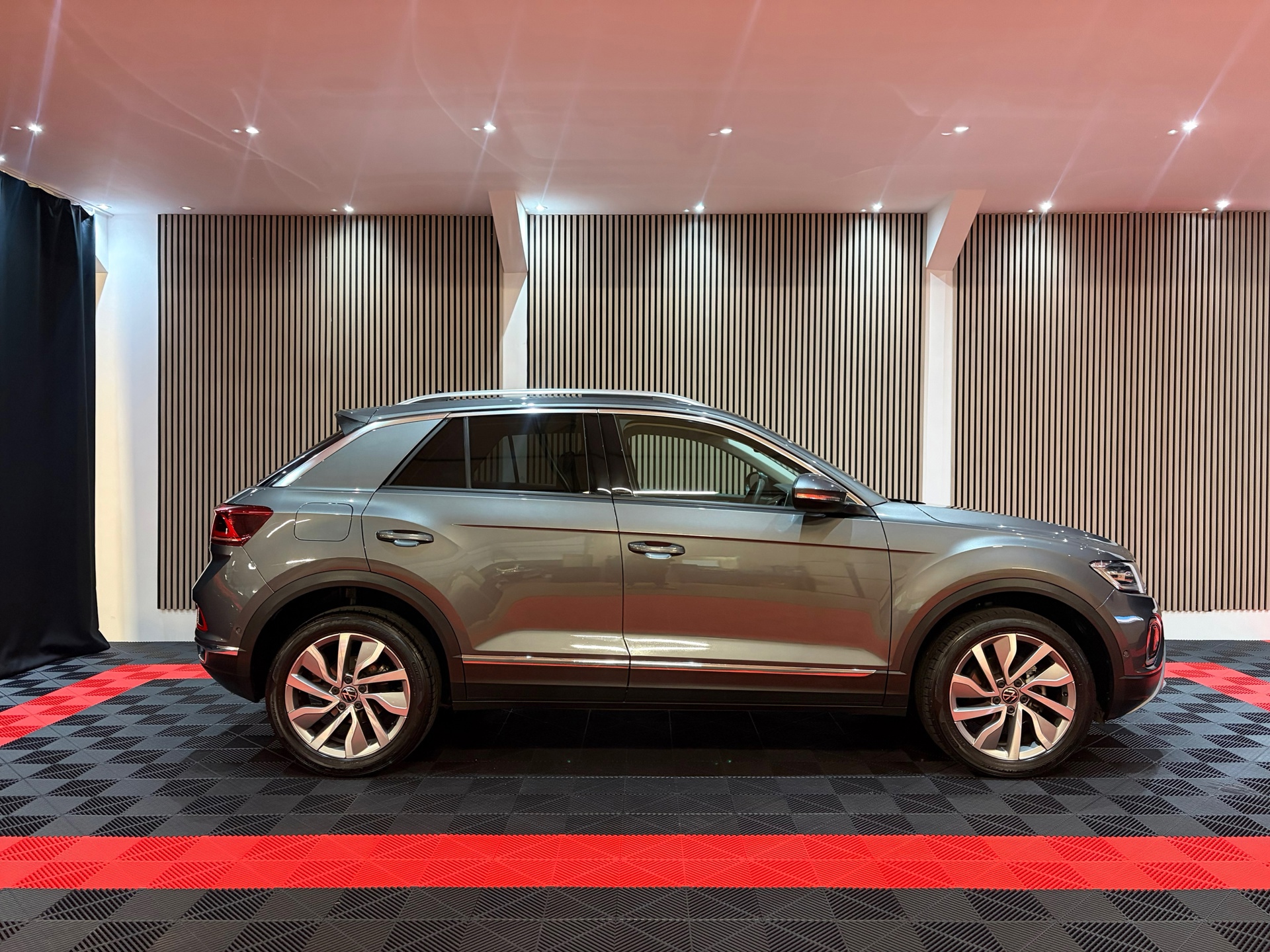 Volkswagen T-Roc 1.5 TSI Style (2022), foto 8