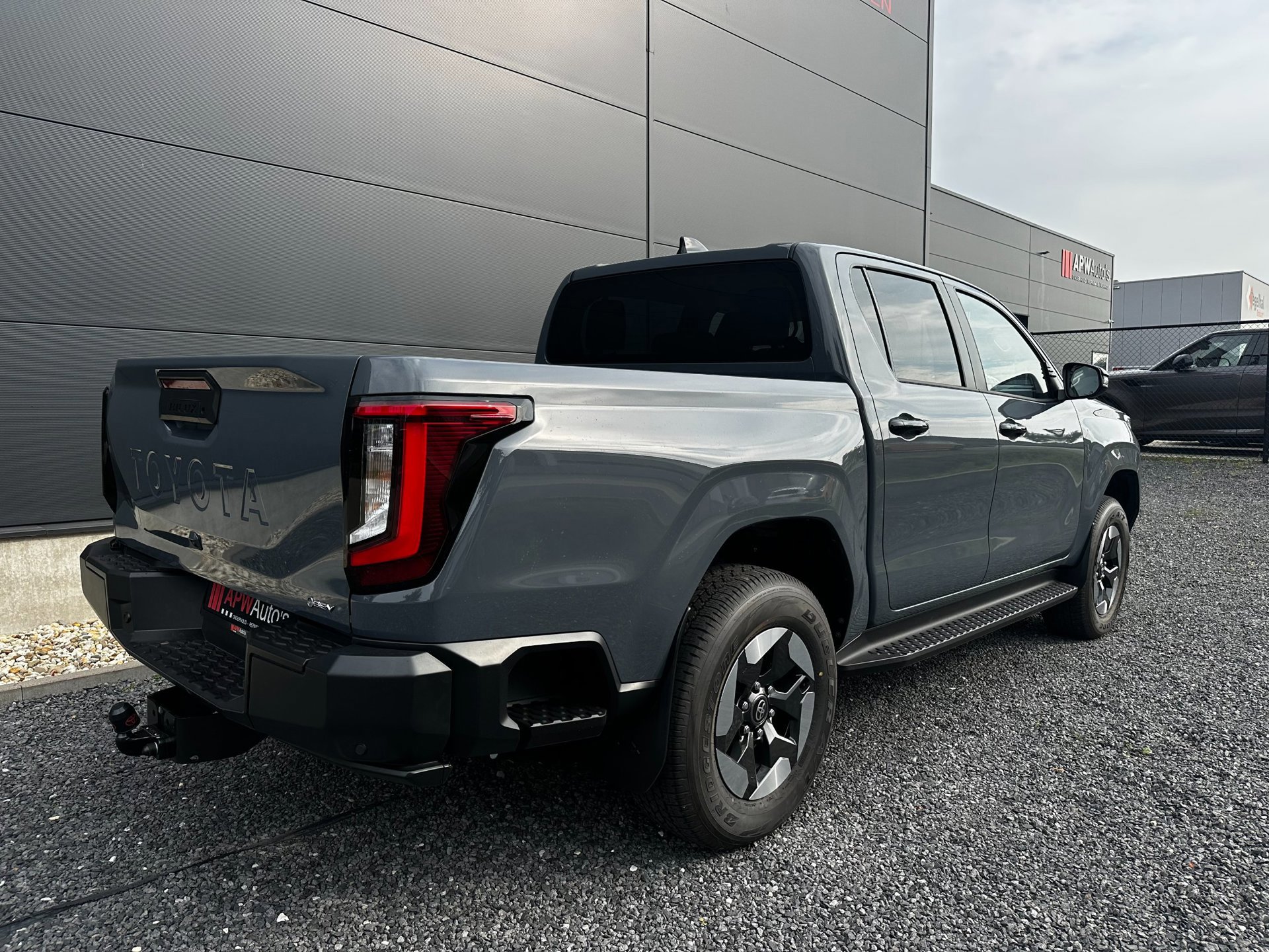 Toyota HiLux Professional Dubbele Cabine BEV Electric (2026), foto 6