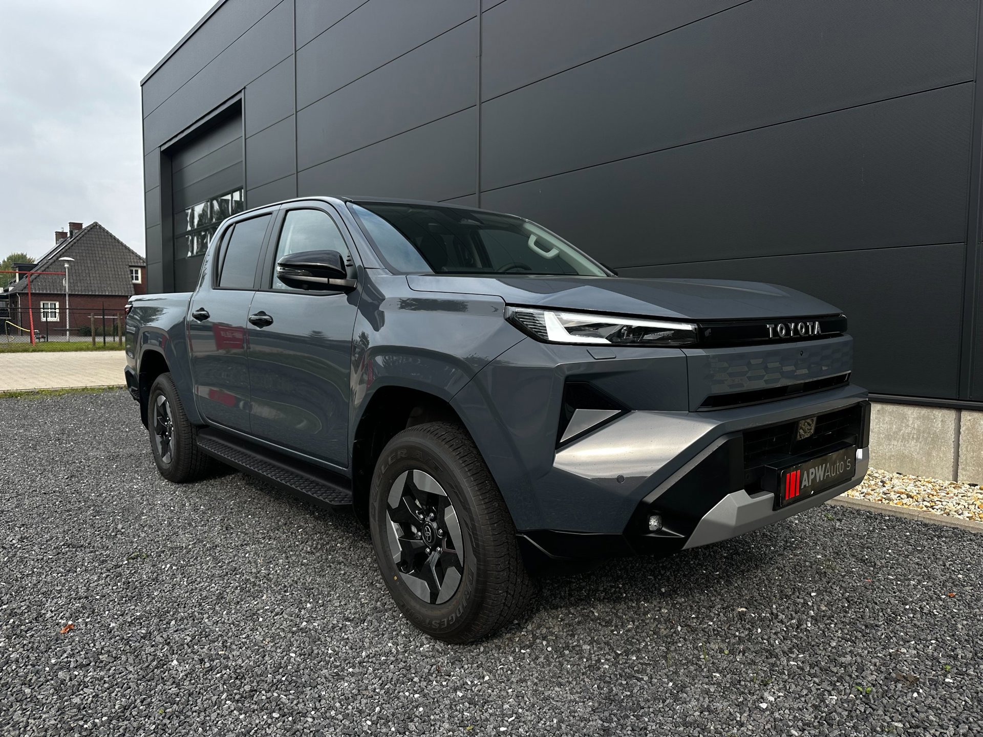 Toyota HiLux Professional Dubbele Cabine BEV Electric (2026), foto 9