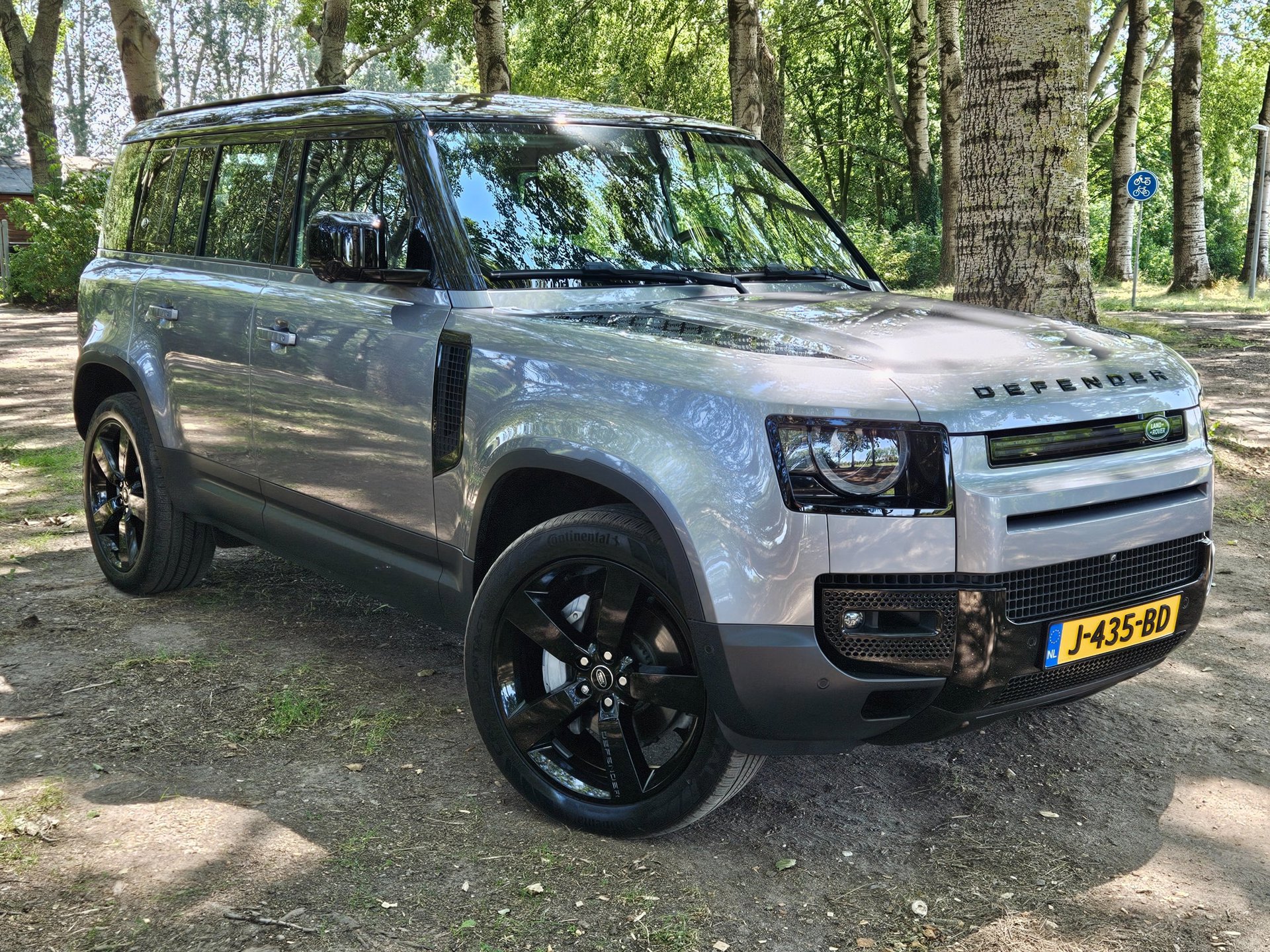 Land Rover Defender 110 3.0 P400 HSE (2020), foto 1