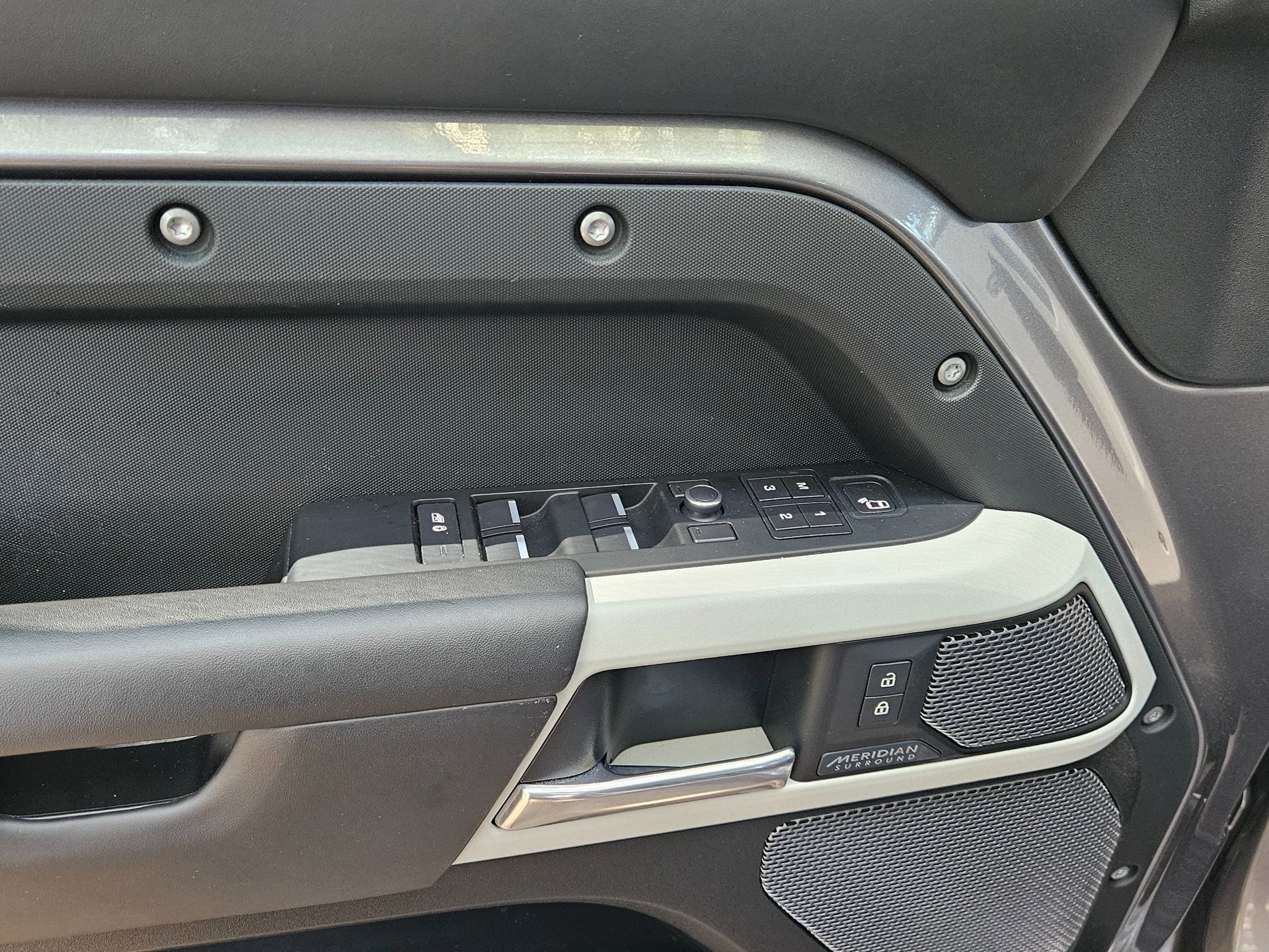 Land Rover Defender 110 3.0 P400 HSE (2020), foto 22