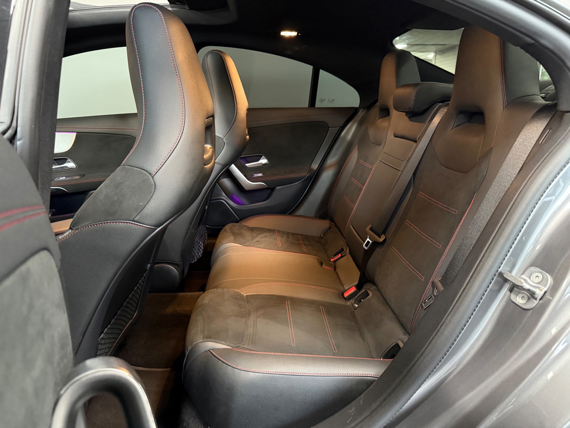 Mercedes-Benz CLA-klasse 180 Star Edition AMG Line (2024), foto 13