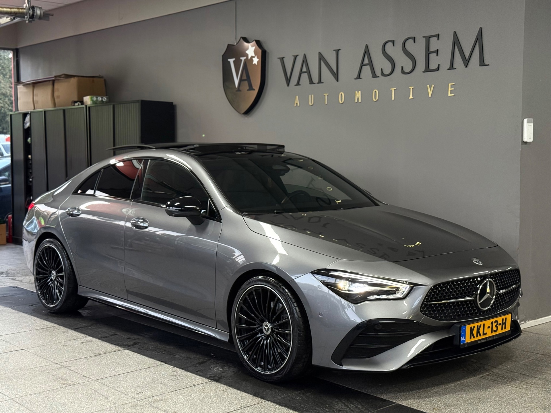 Mercedes-Benz CLA-klasse 180 Star Edition AMG Line (2024), foto 4