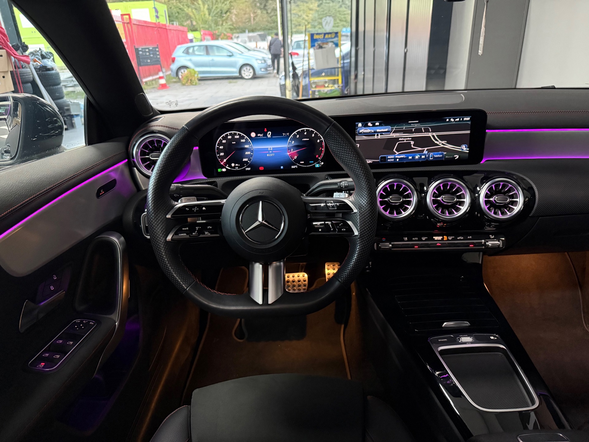 Mercedes-Benz CLA-klasse 180 Star Edition AMG Line (2024), foto 10