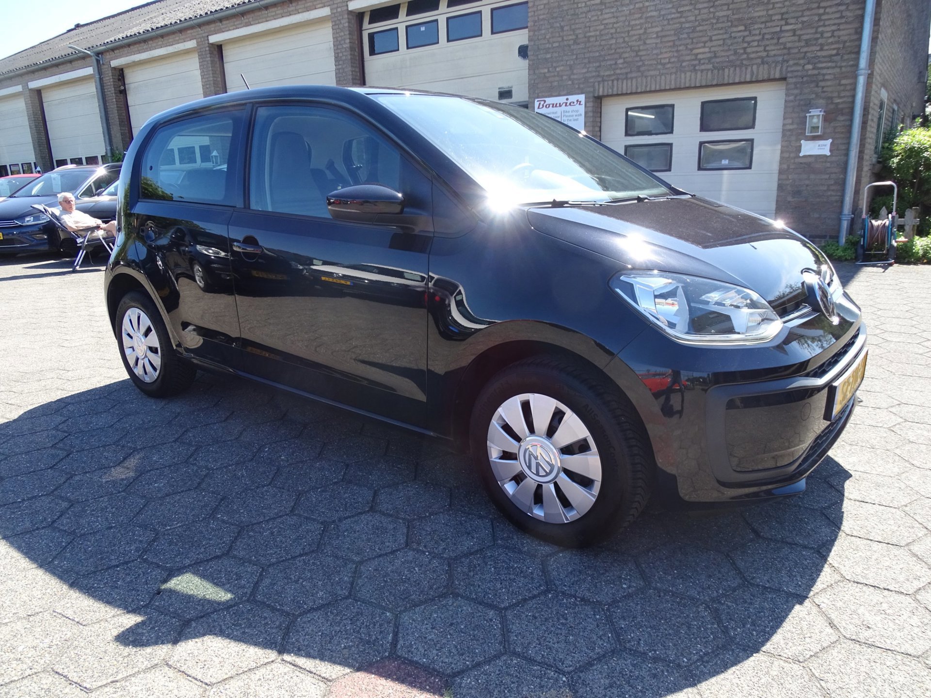 Volkswagen Up! 1.0 BMT move up (2018), foto 2