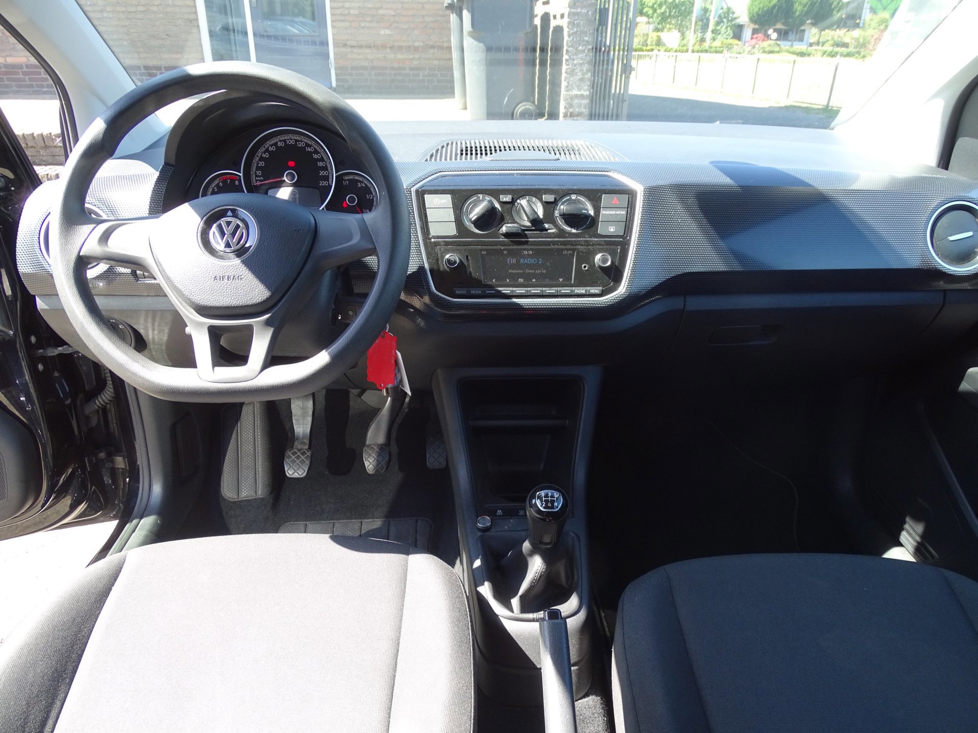 Volkswagen Up! 1.0 BMT move up (2018), foto 8