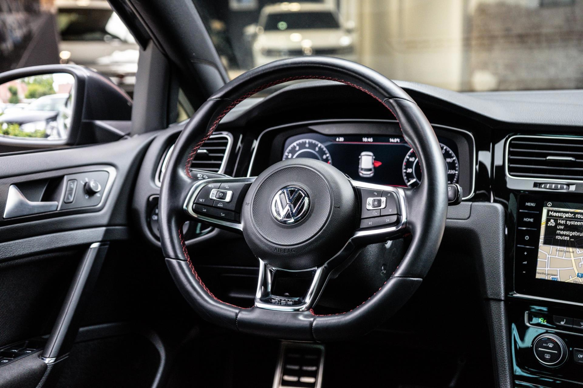 Volkswagen Golf 2.0 TSI GTI Performance (2018), foto 13