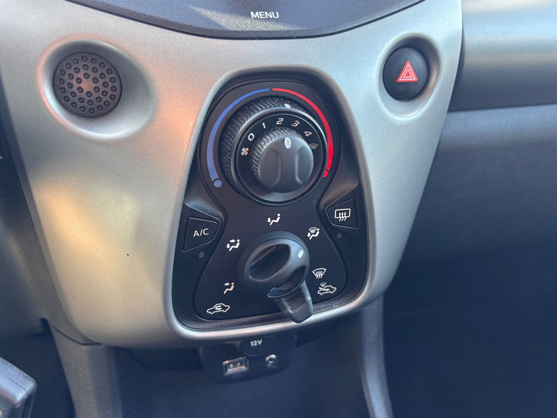 Citroen C1 1.0 e-VTi Feel (2017), foto 18