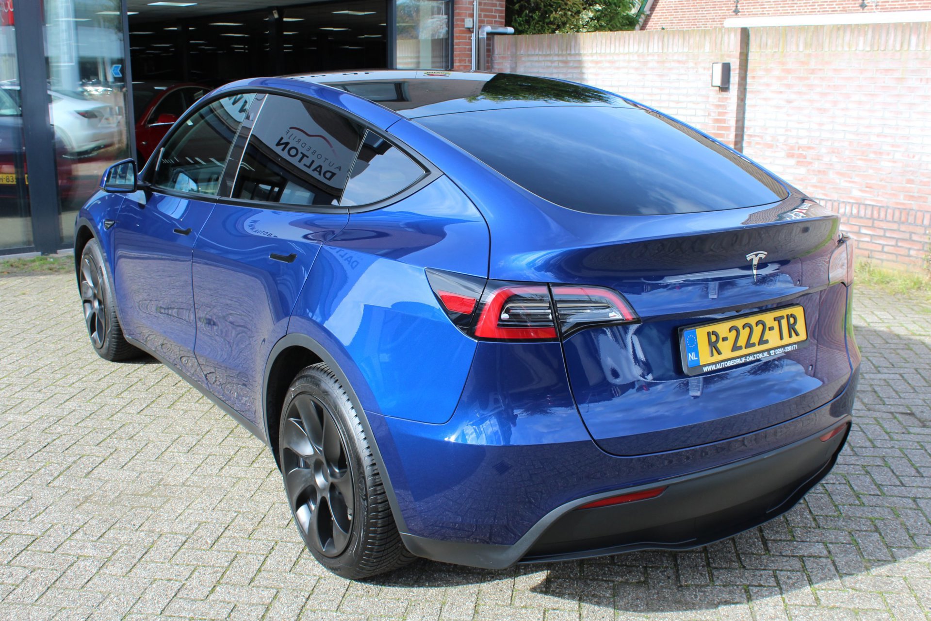 Tesla Model Y RWD SOH 92 % 1e (2022), foto 2