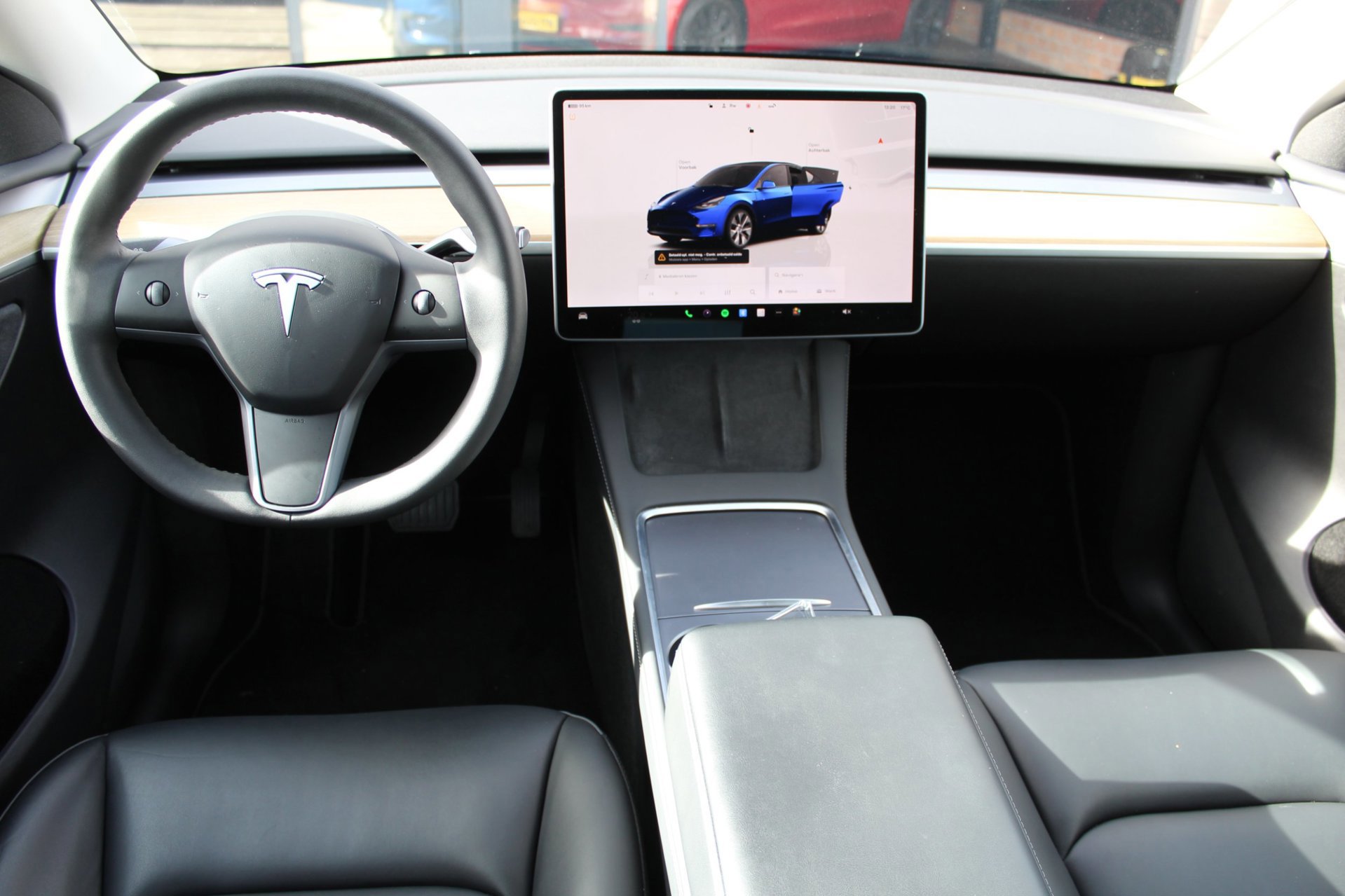 Tesla Model Y RWD SOH 92 % 1e (2022), foto 18