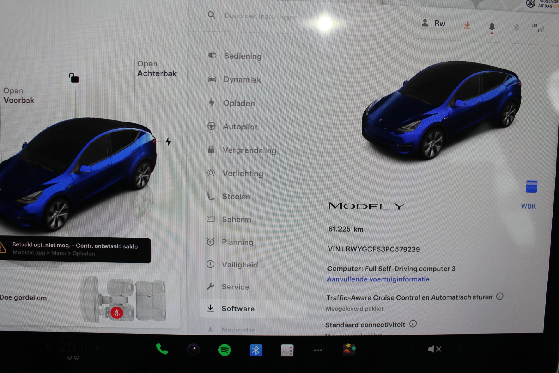 Tesla Model Y RWD SOH 92 % 1e (2022), foto 6