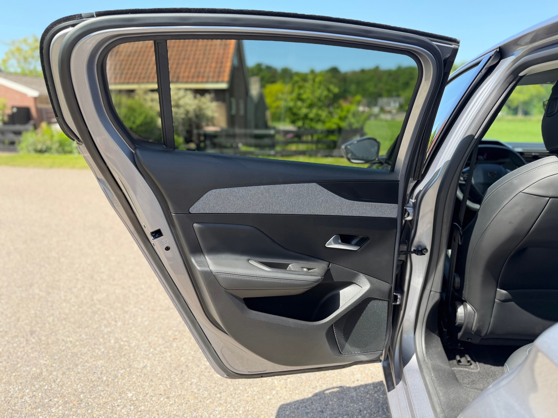 Peugeot 308 1.2 PureTech Allure Pack Business (2022), foto 20
