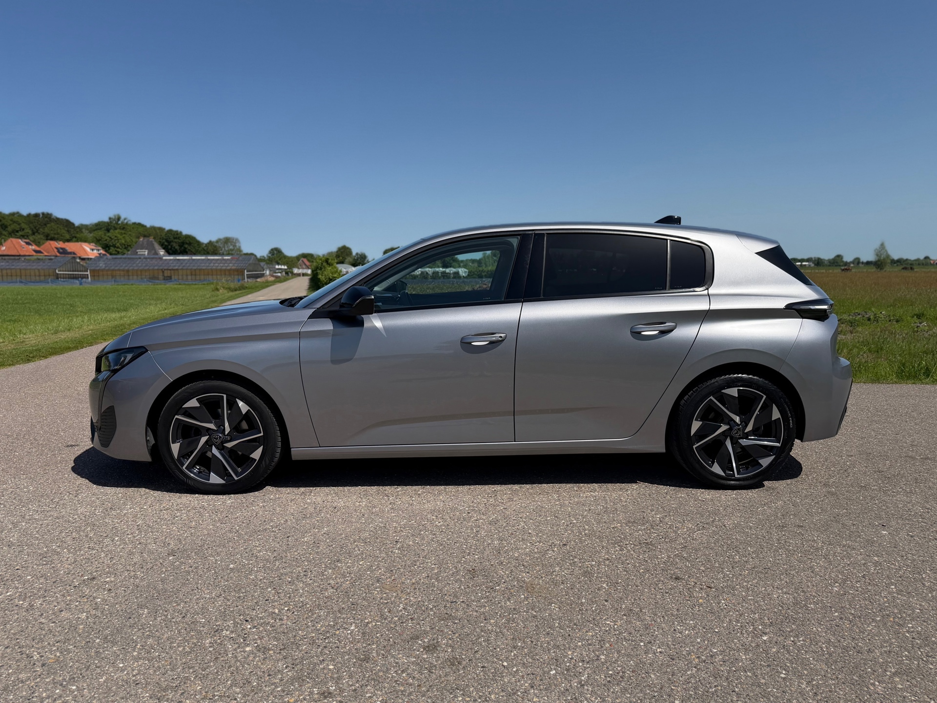 Peugeot 308 1.2 PureTech Allure Pack Business (2022), foto 9