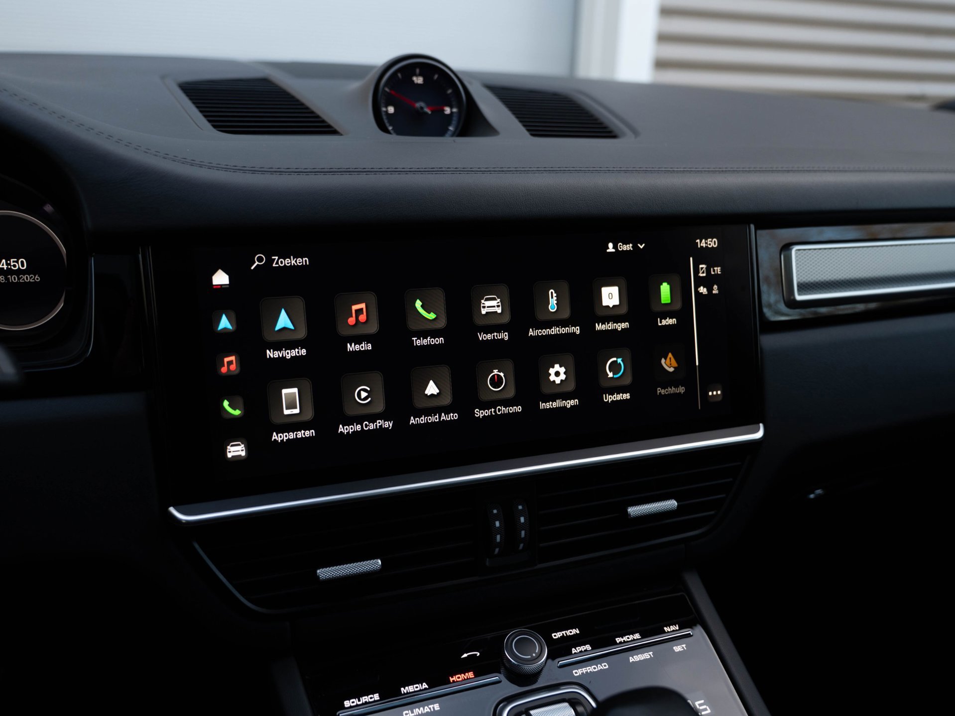 Porsche Cayenne Coupé 3.0 E-Hybrid Platinum Edition (2022), foto 28