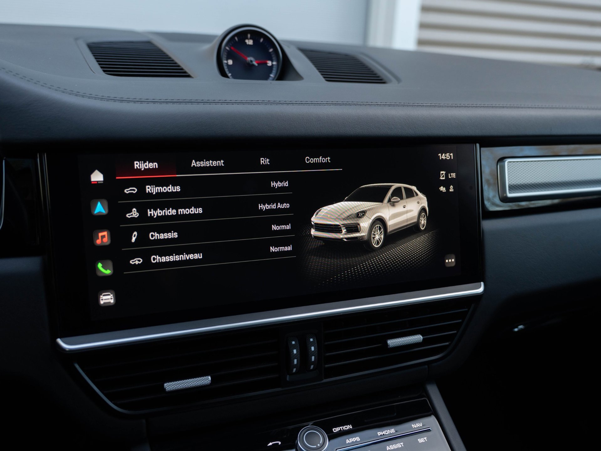 Porsche Cayenne Coupé 3.0 E-Hybrid Platinum Edition (2022), foto 31