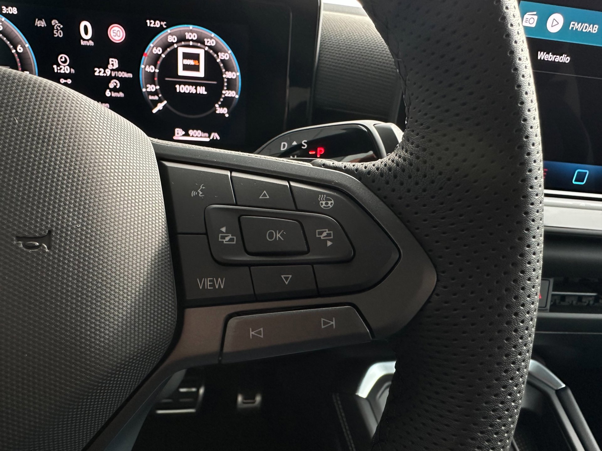 Volkswagen T-Roc 1.5 TSI R-Line Edition IQ. Light (2026), foto 18
