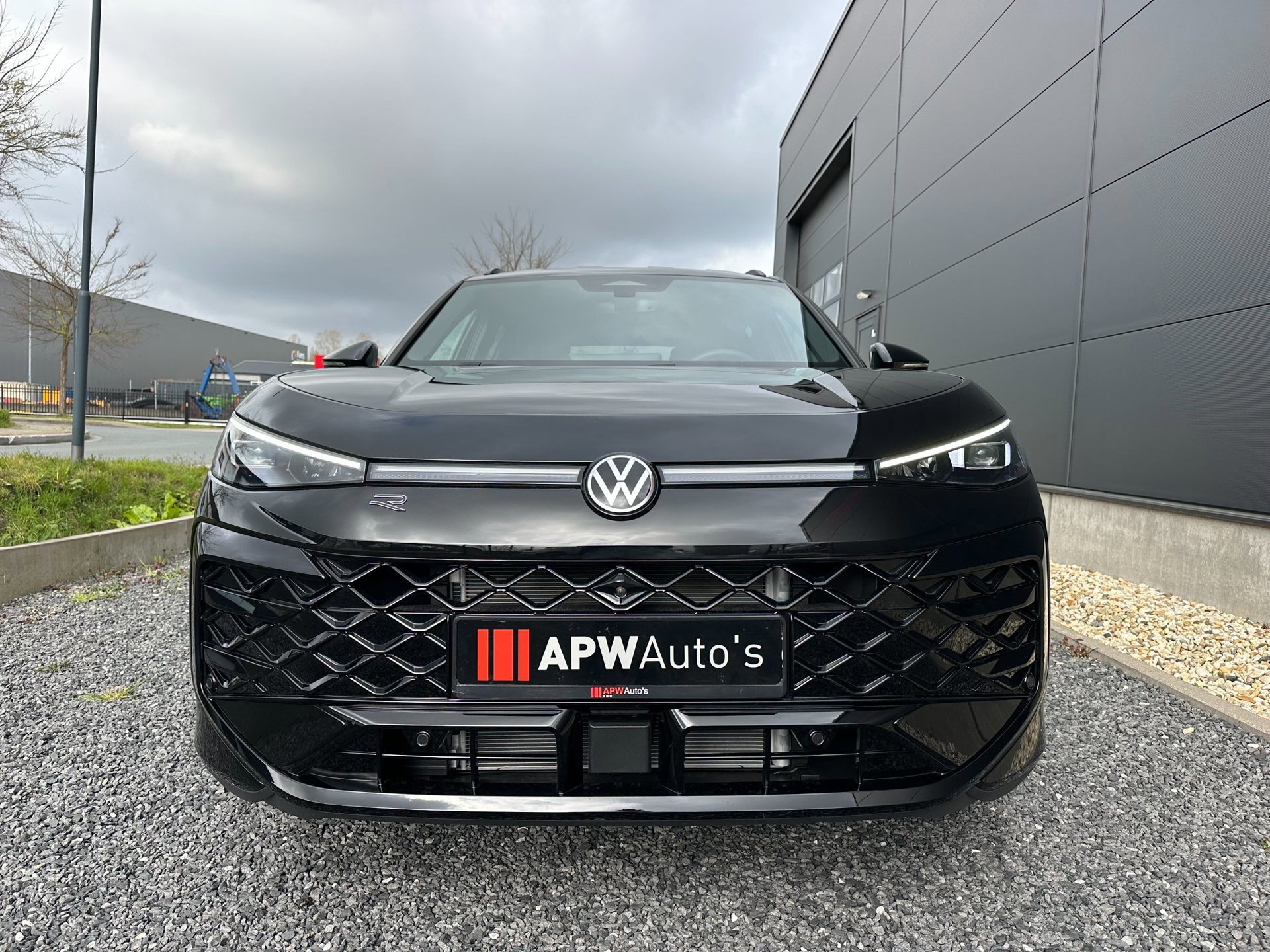 Volkswagen T-Roc 1.5 TSI R-Line Edition IQ. Light (2026), foto 9