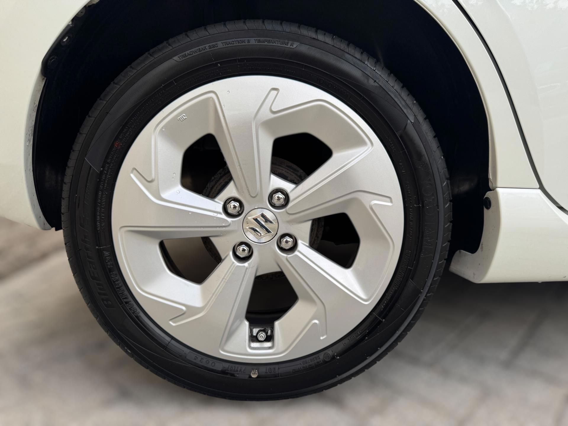 Suzuki Swift 1.2 Style Smart Hybrid NIEUWSTE MODEL (2024), foto 8