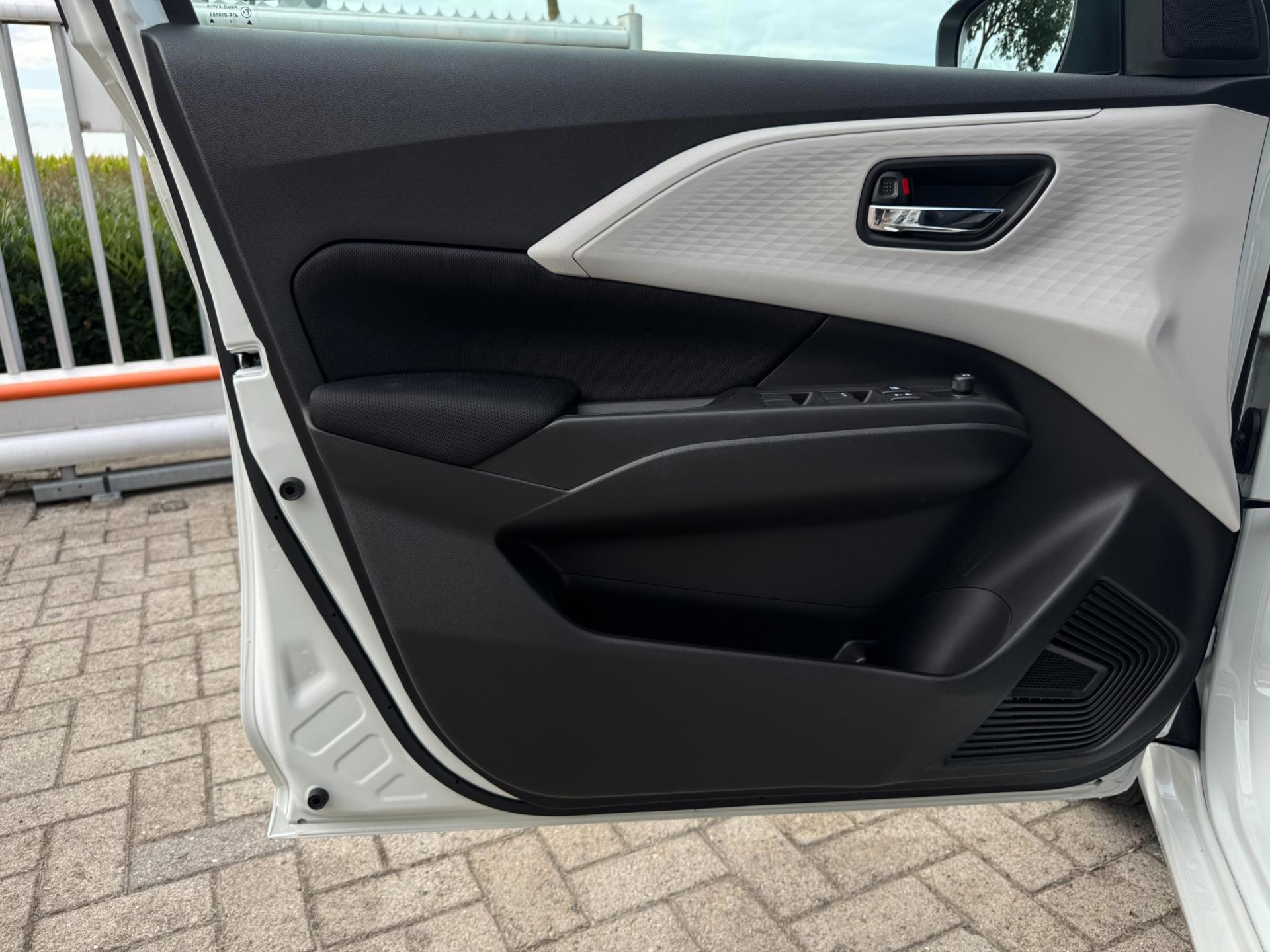 Suzuki Swift 1.2 Style Smart Hybrid NIEUWSTE MODEL (2024), foto 10
