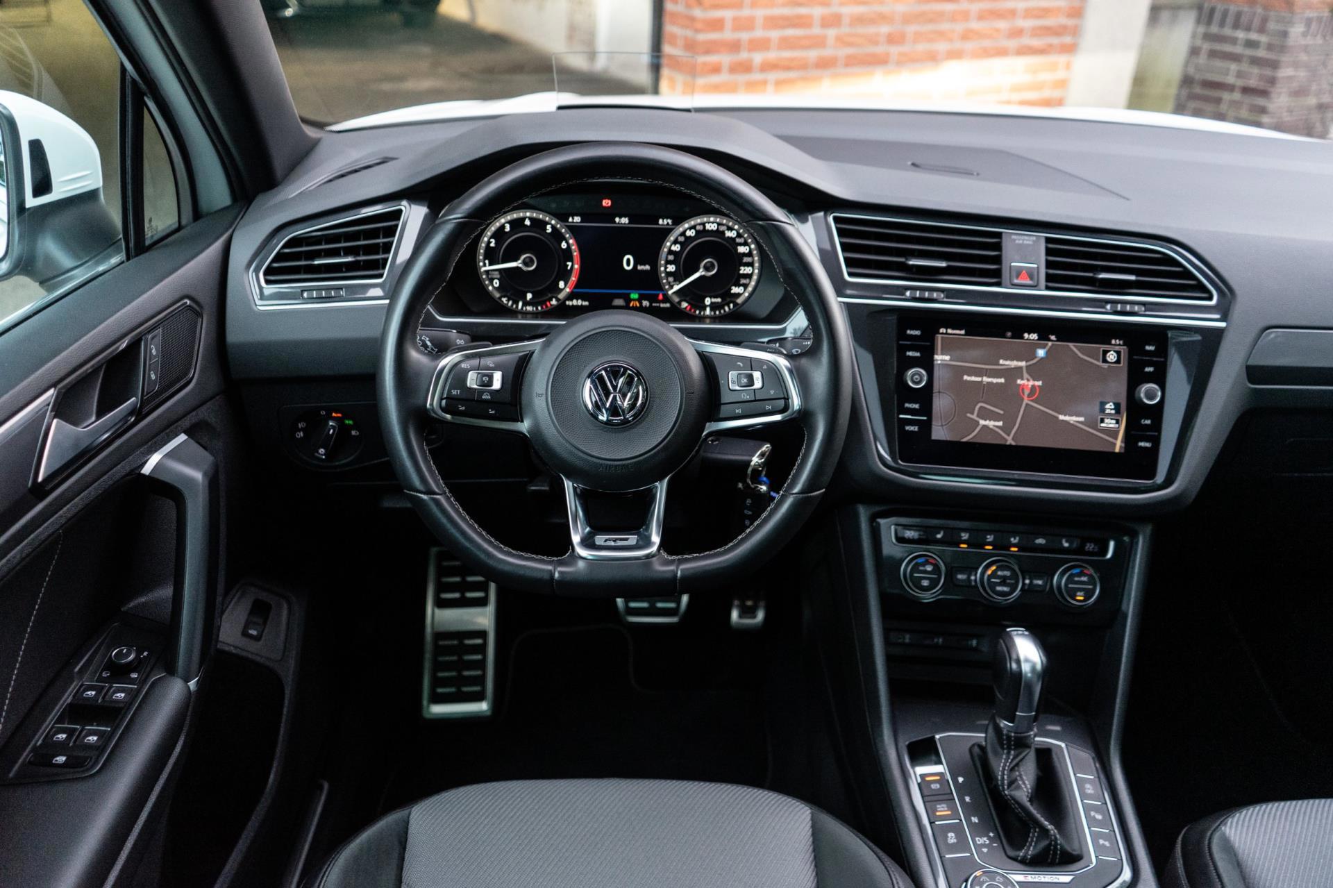 Volkswagen Tiguan 2.0 TSI 4Motion Highline R-Line (2017), foto 20