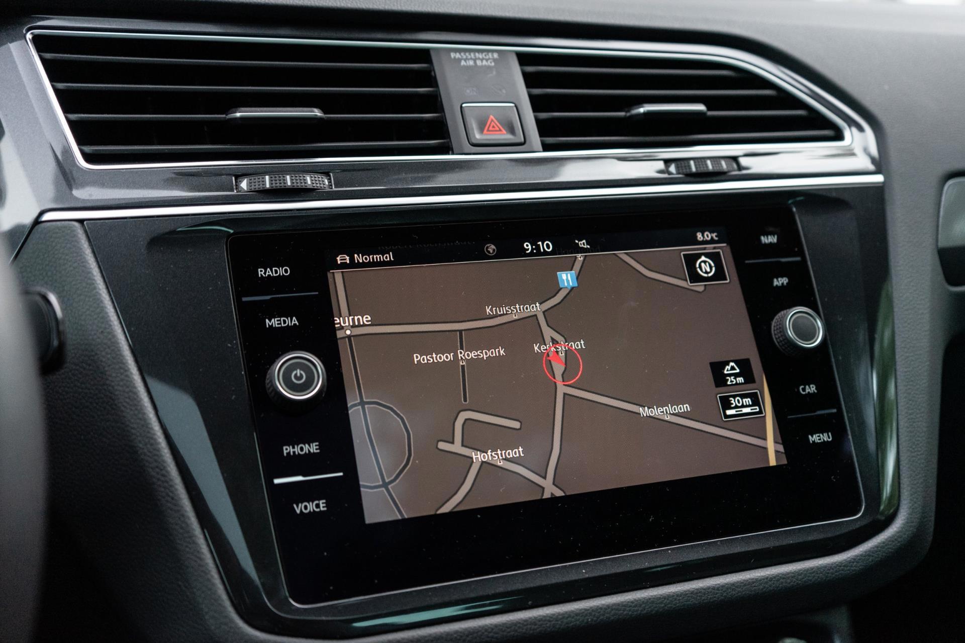 Volkswagen Tiguan 2.0 TSI 4Motion Highline R-Line (2017), foto 30