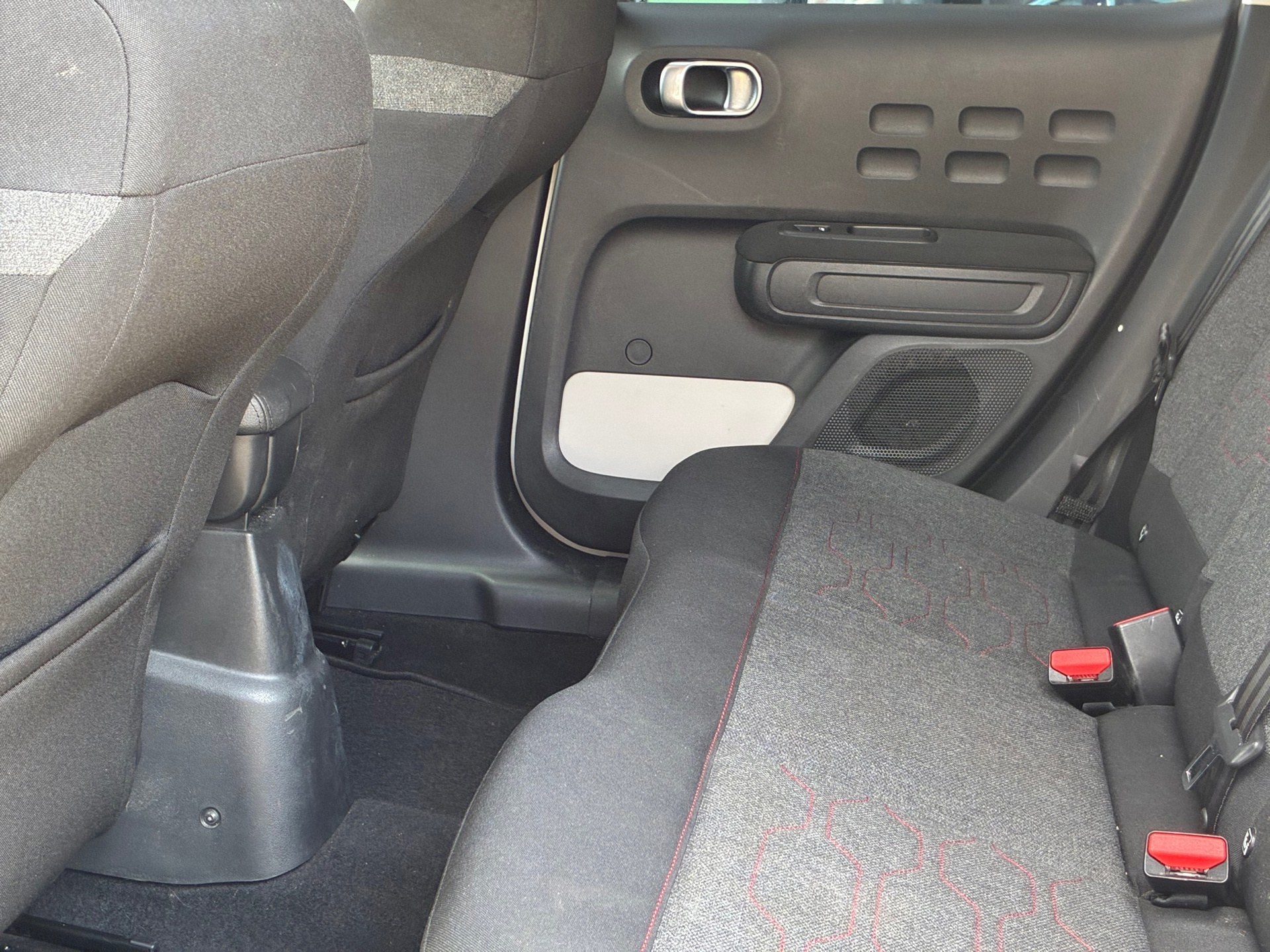 Citroen C3 1.2 PureTech S&S Shine (2016), foto 15