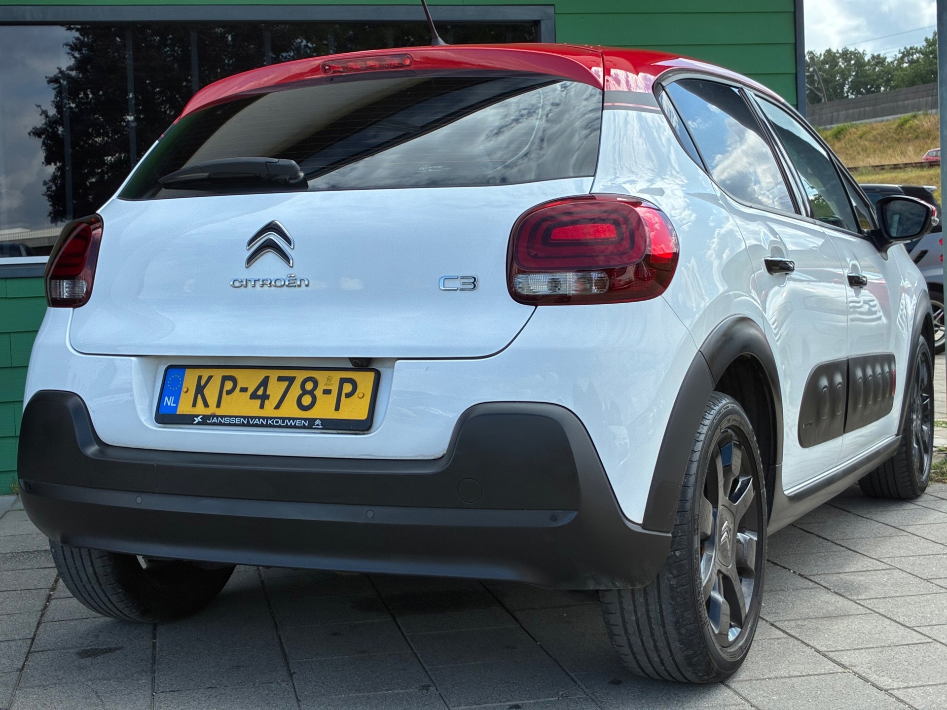 Citroen C3 1.2 PureTech S&S Shine (2016), foto 10
