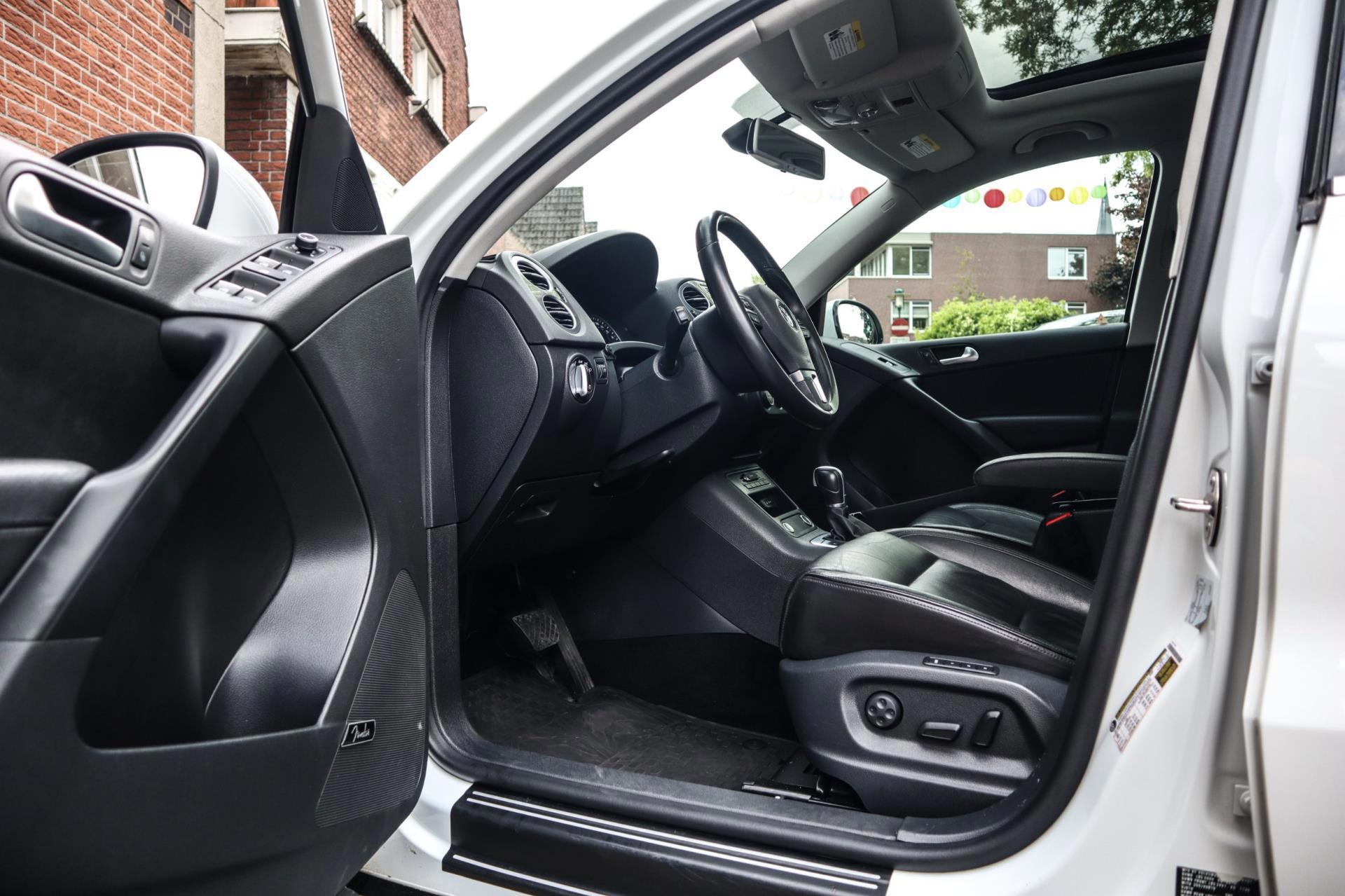 Volkswagen Tiguan 2.0 TSI R-LINE 200PK 4MOTION (2017), foto 16