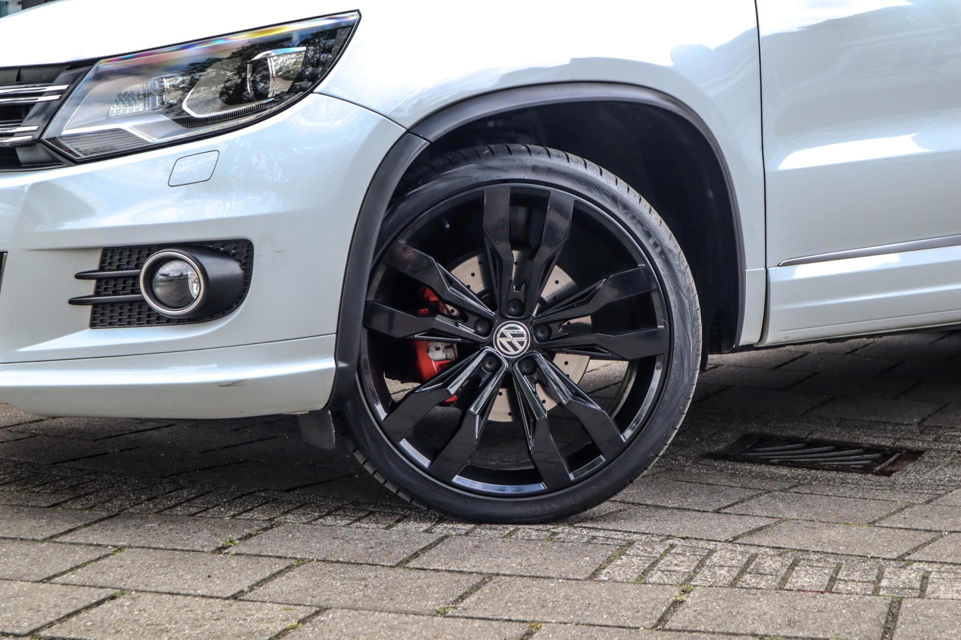 Volkswagen Tiguan 2.0 TSI R-LINE 200PK 4MOTION (2017), foto 3