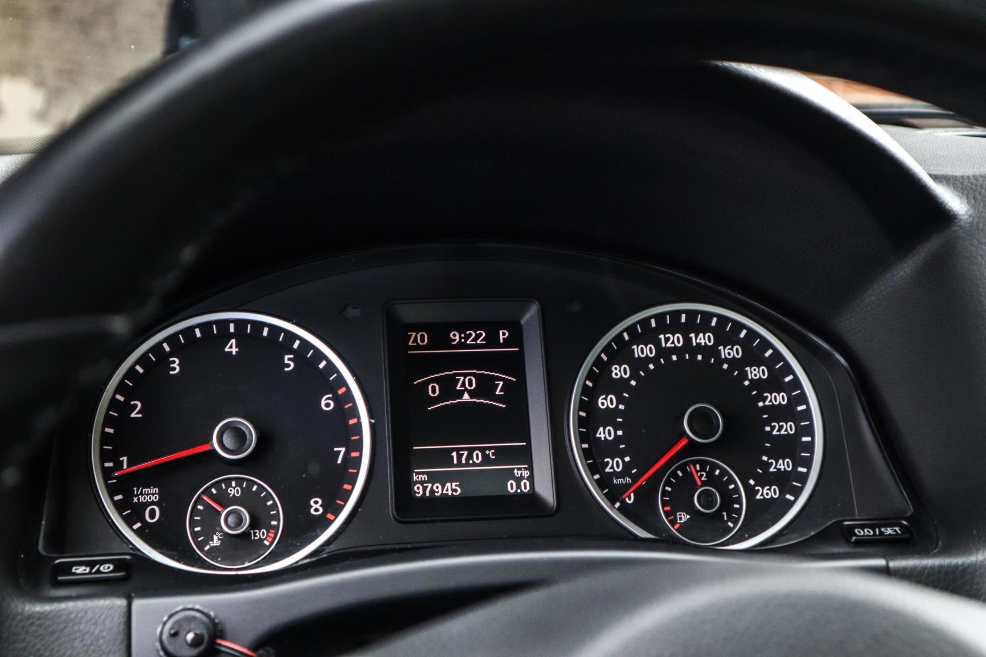 Volkswagen Tiguan 2.0 TSI R-LINE 200PK 4MOTION (2017), foto 24