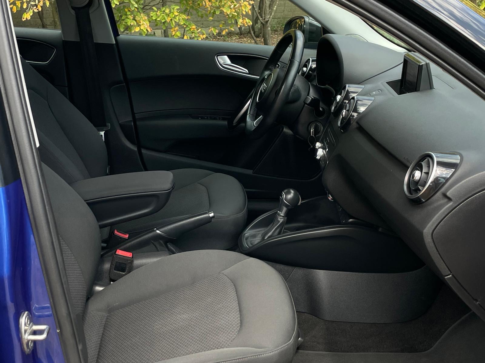 Audi A1 Sportback 1.0 TFSI-S-Line (2017), foto 20