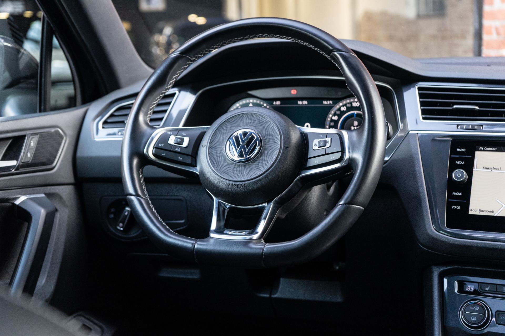 Volkswagen Tiguan 2.0 TSI 4Motion R Line (2018), foto 16