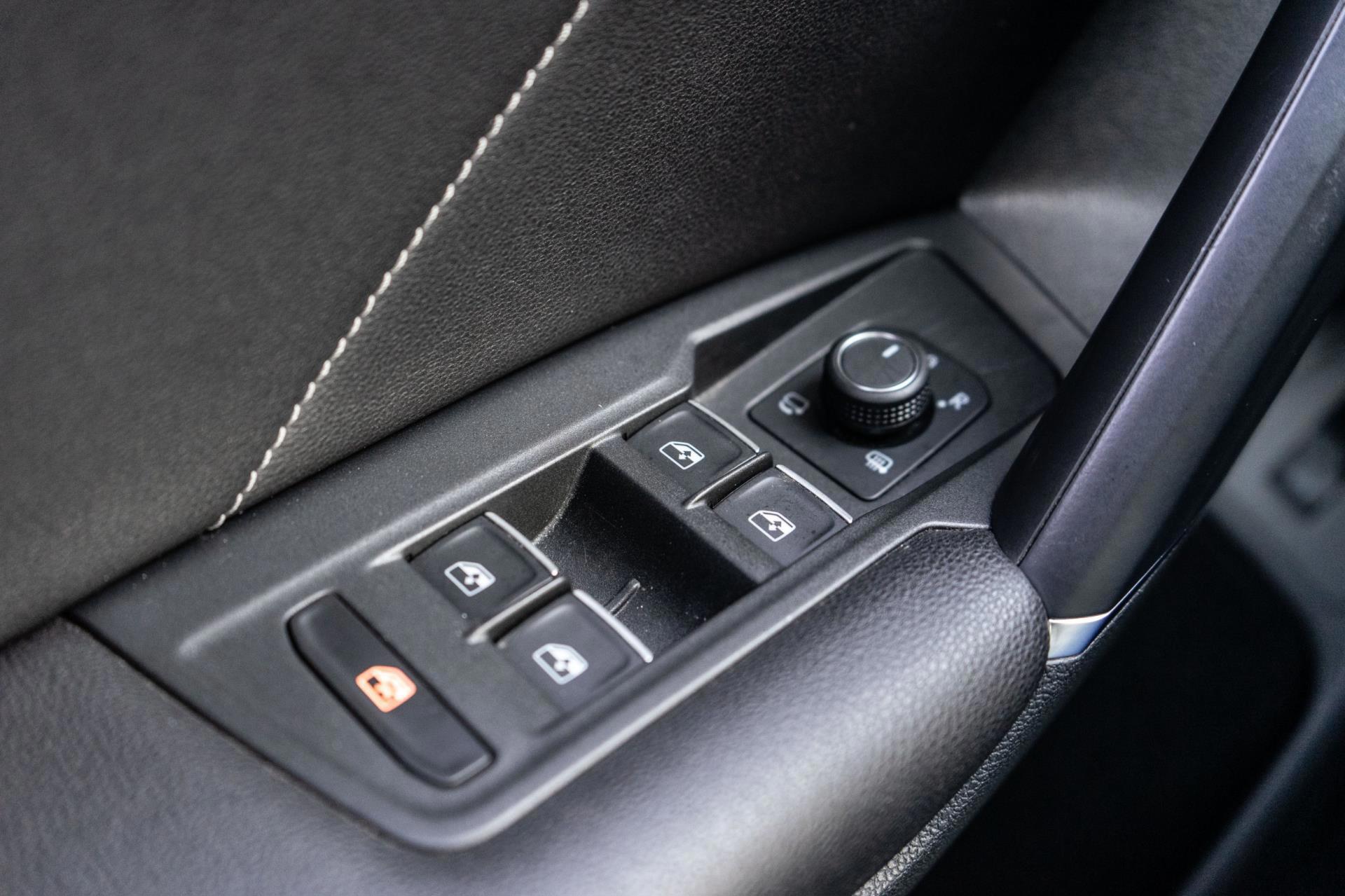 Volkswagen Tiguan 2.0 TSI 4Motion R Line (2018), foto 22
